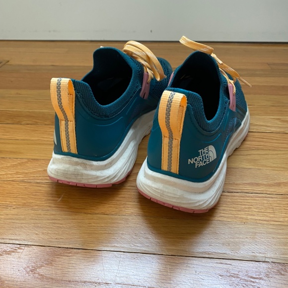 North Face Vectiv Hypnum Runners - Picture 3 of 5